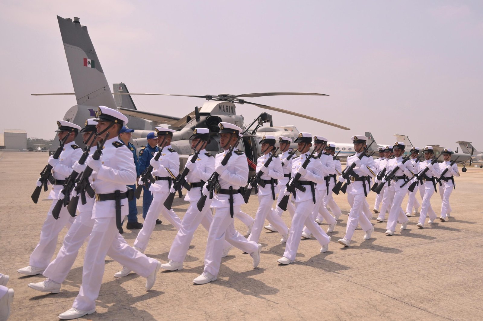 Veracruz honra a la Aviación Naval por un siglo de servicio a la nación Veracruz honra a la Aviación Naval por un siglo de servicio a la nación