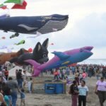 Invaden Kabah y JNS de nostalgia noventera el Teatro del Pueblo de la Expo Feria Coatza 2026