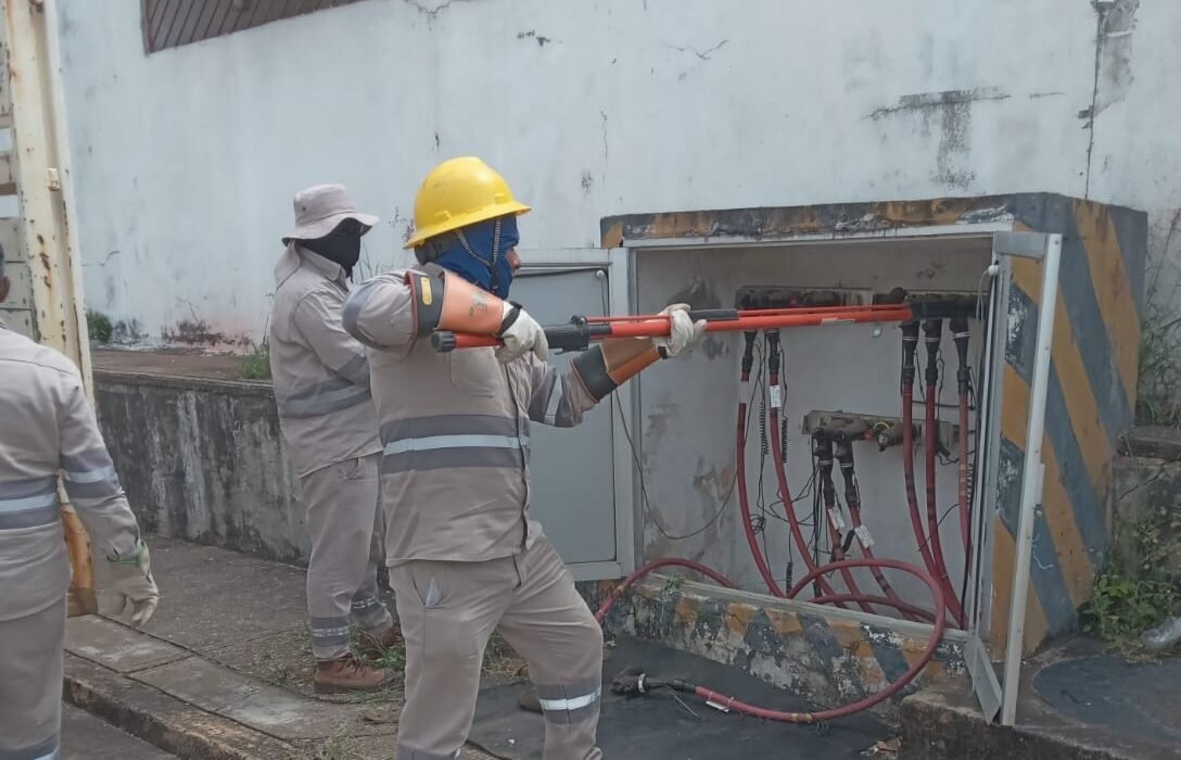Mantiene CMAS rehabilitación de la línea de 18 pulgadas y refuerza abastecimiento con pipas en el poniente de la ciudad