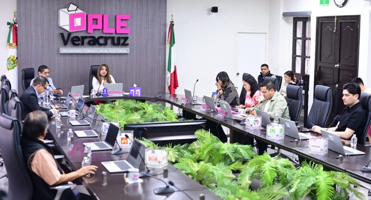 *OPLE Veracruz cumple sentencia de la Sala Regional Xalapa del TEPJF, respecto a la reprogramación de la asamblea constitutiva de la organización “Veracruzana Antipopulismo A.C.”*