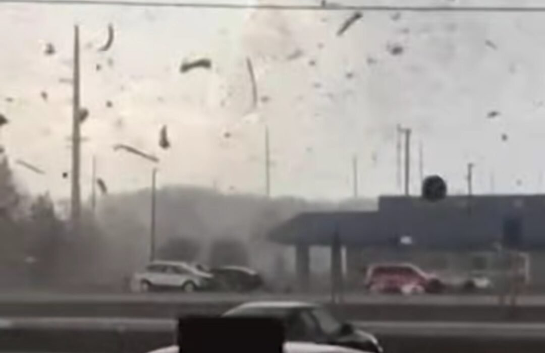Tornado  en Three Rivers, Michigan.