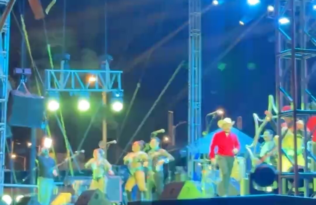 Festival de Cumbia  baile y alegría la Expo Feria Coatza 2026