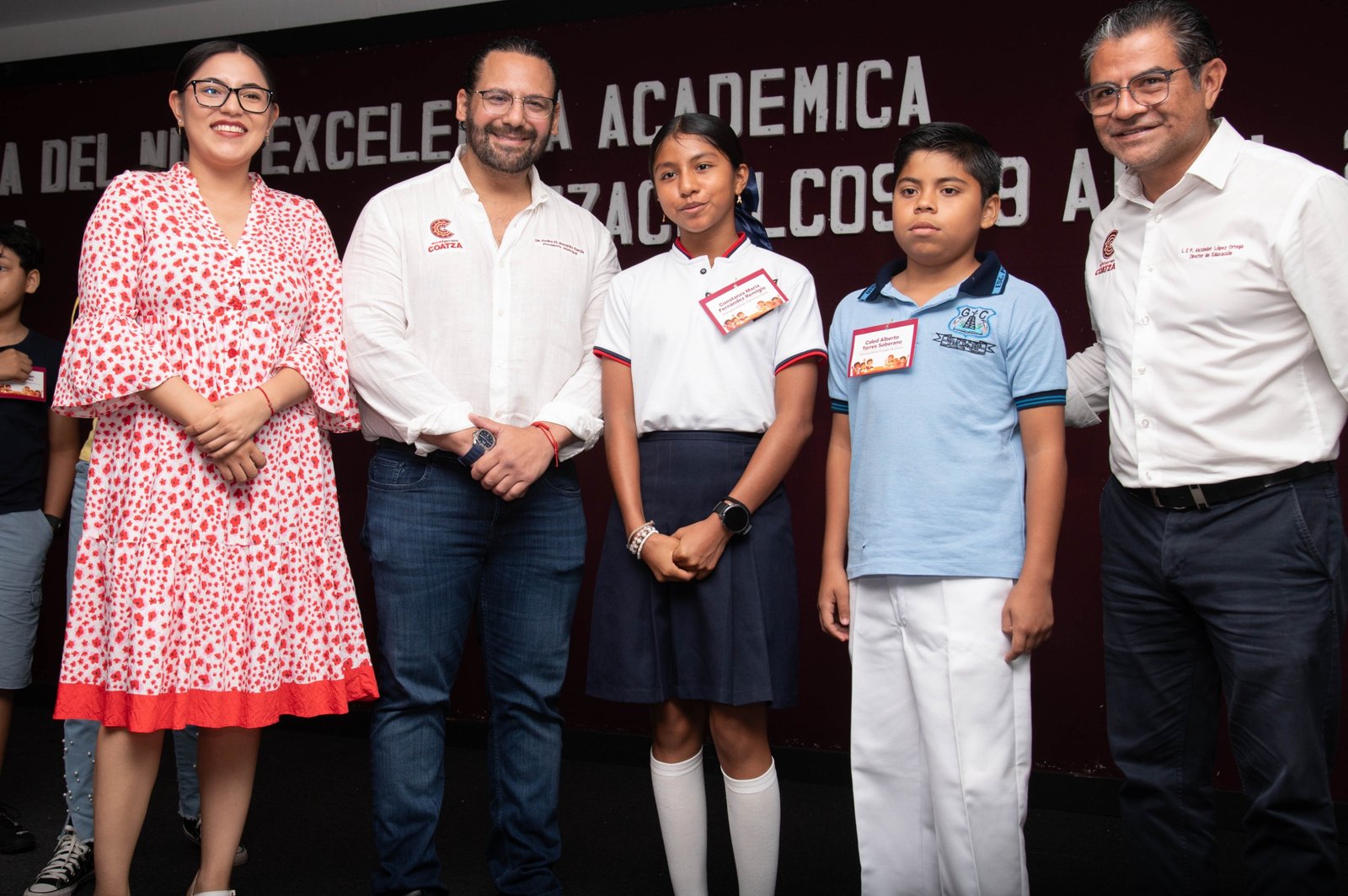 Todas las metas que se pongan en la cabeza, todo lo pueden lograr”: alcalde celebra a niños destacados en Coatzacoalcos