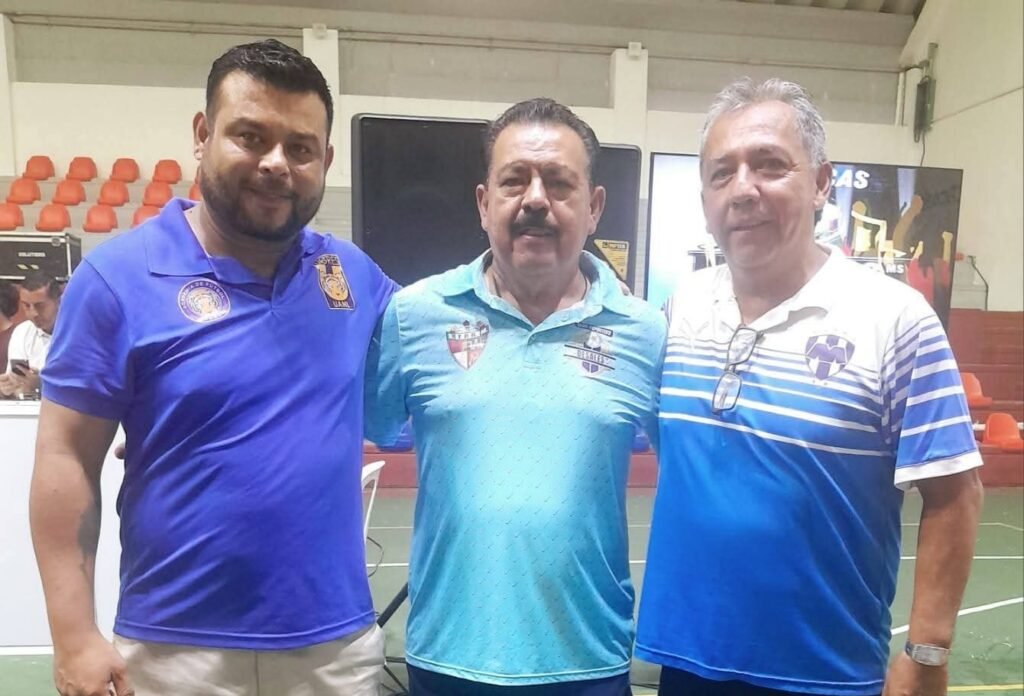 Vibra Coatzacoalcos con la Clínica Deportiva Desales Sección 10