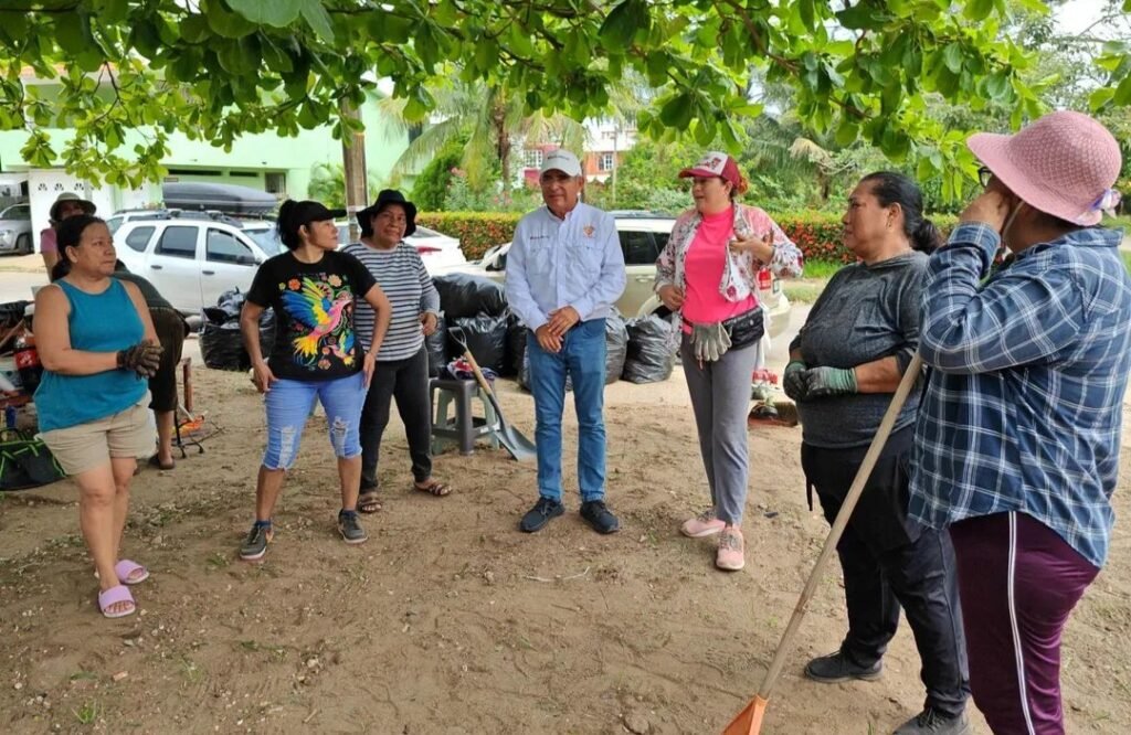 Impulsan rescate de espacios públicos y deporte femenil en Coatzacoalcos
