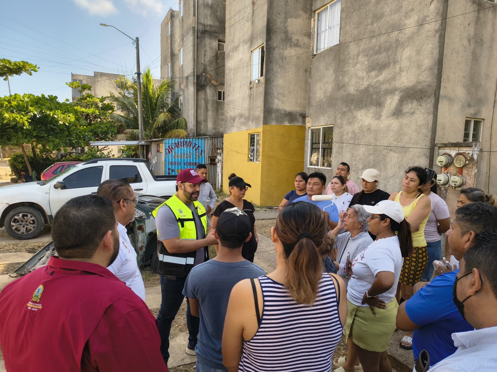 Supervisa Pedro Miguel obras de drenaje y rescate de espacios recreativos en Santa Marta