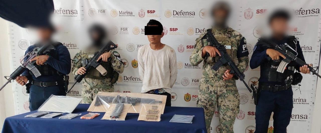 En operativos conjuntos, decomiso de más de 400 dosis de presuntos estupefacientes