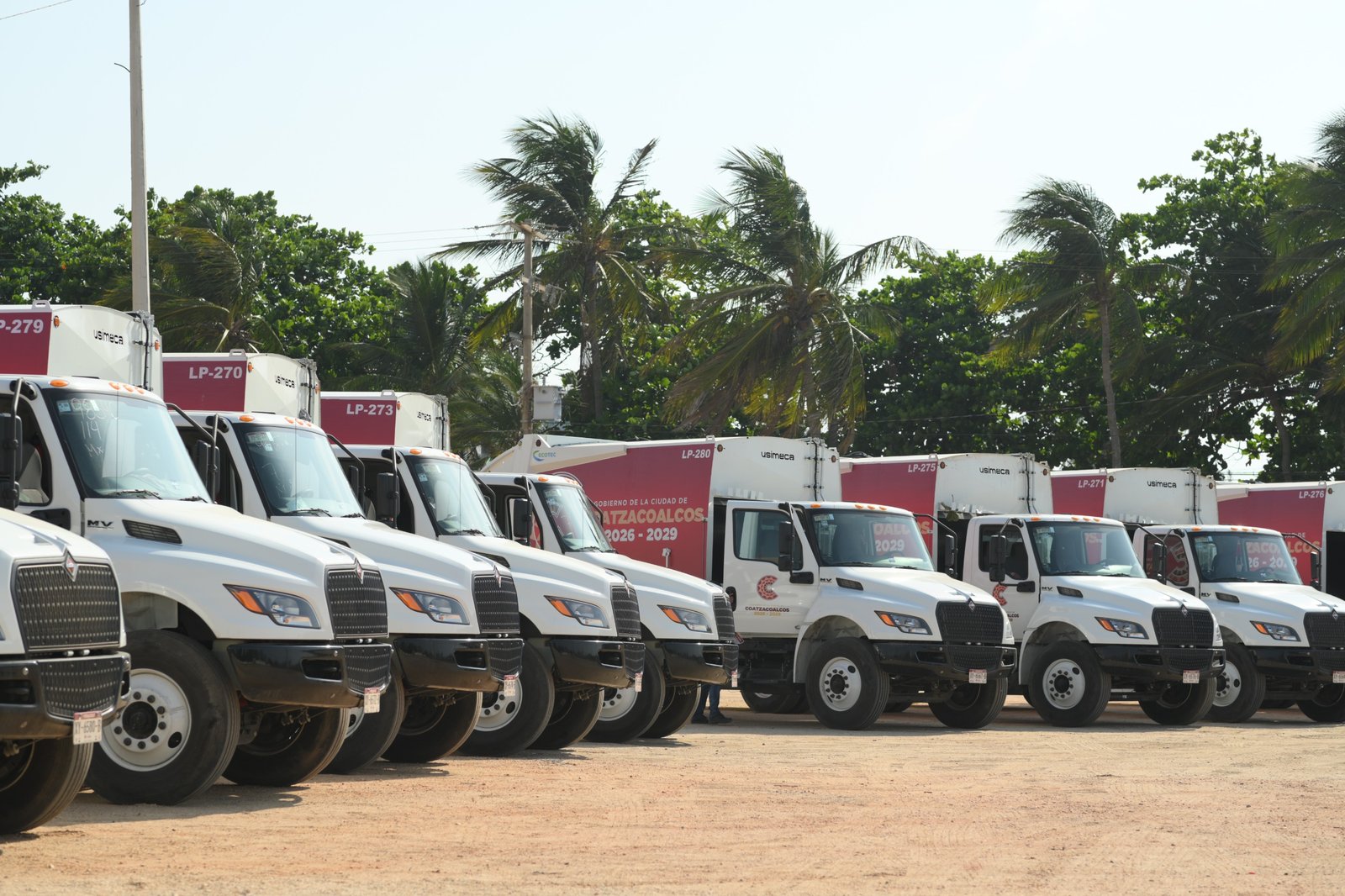 Dona PEMEX 40 mil litros de diésel al Ayuntamiento de Coatzacoalcos para fortalecer servicios públicos