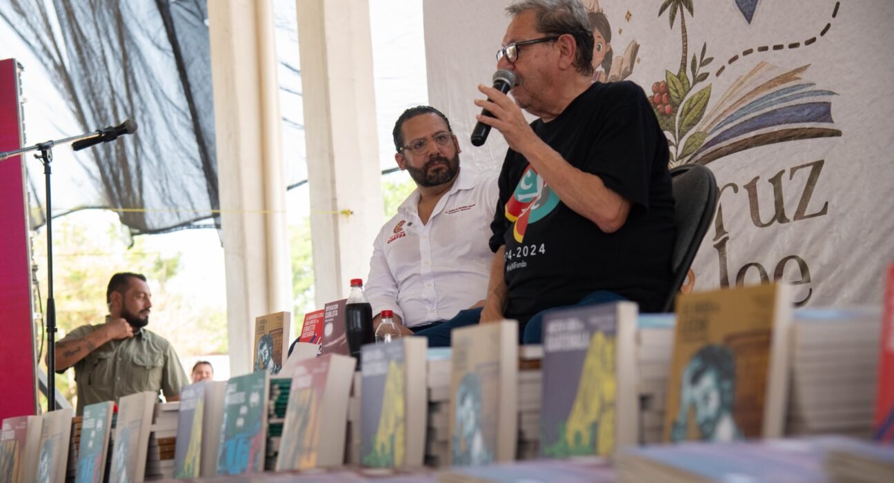 Iniciará programa de fomento a la lectura con 10 tótems en espacios públicos de Coatzacoalcos