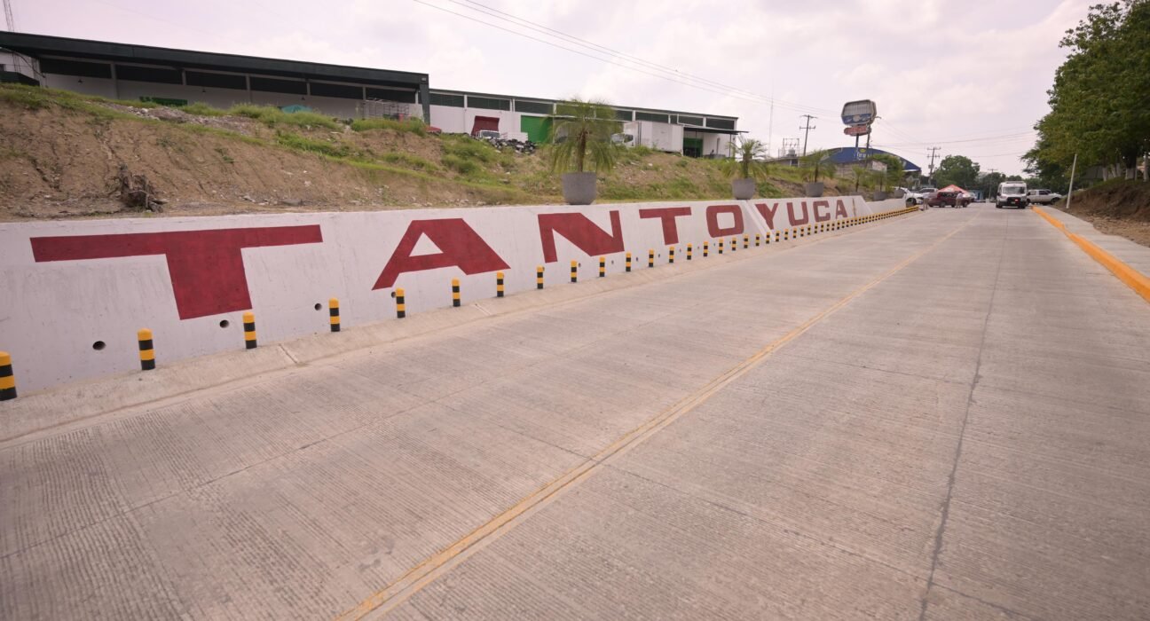 Compra Gobierno de Veracruz más de 70 hectáreas para proteger a 50 familias de Chalma