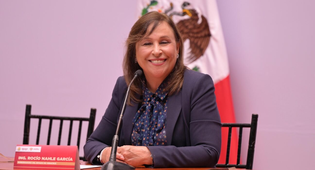 Gobernadora llama a la prudencia, madurez política y a evitar el uso electoral de los programas sociales