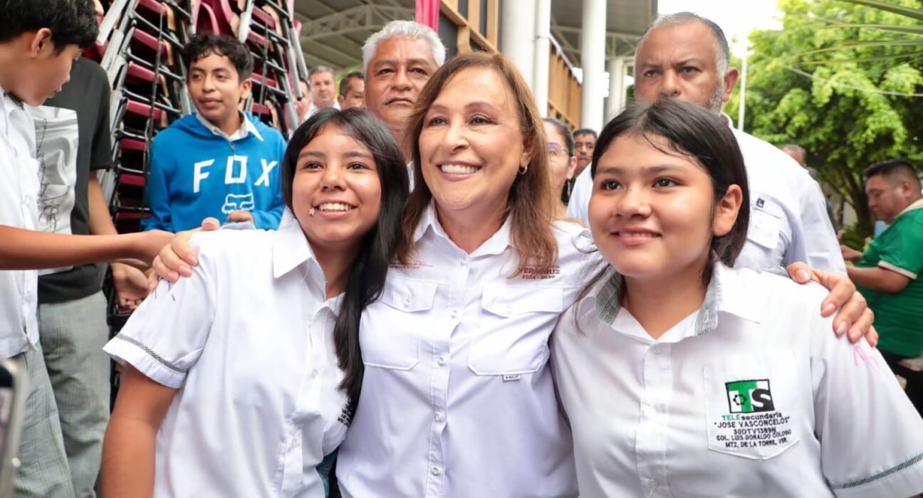 Ninguna escuela quedará fuera del programa de mobiliario: Rocío Nahle García