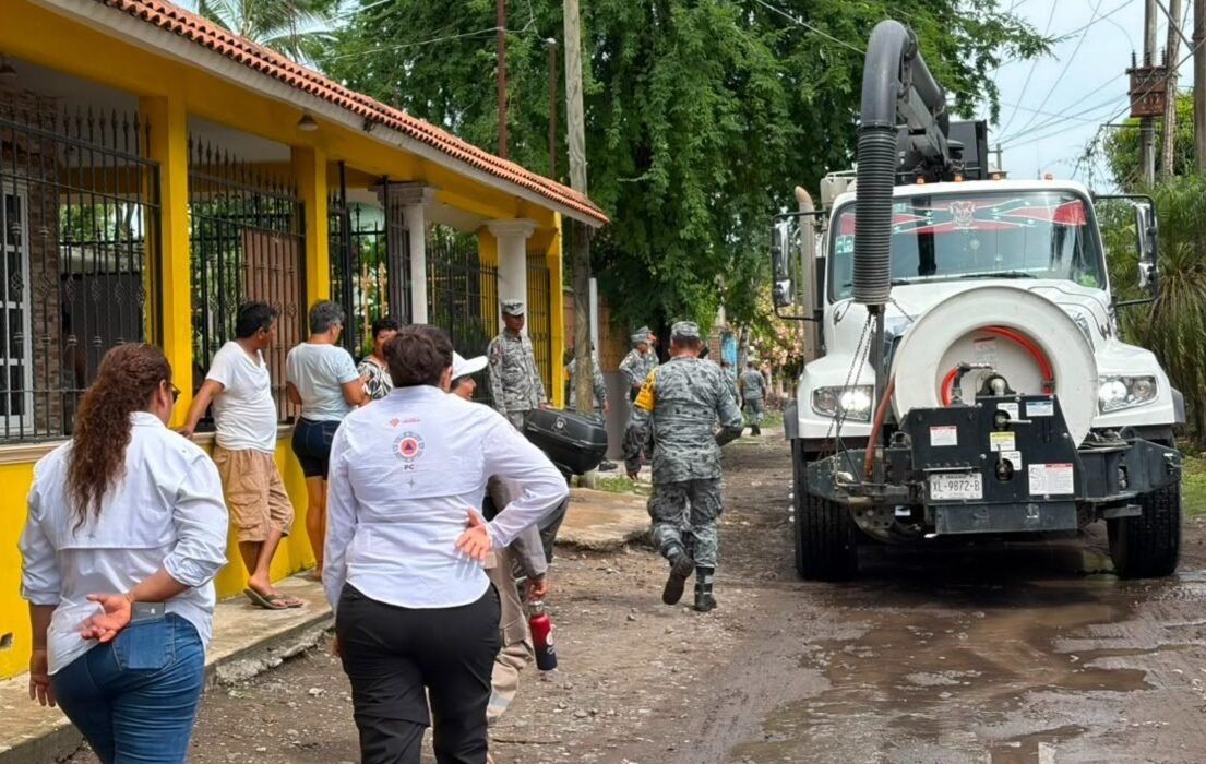 Activa Gobierno del Estado ayuda humanitaria y labores de limpieza por lluvias