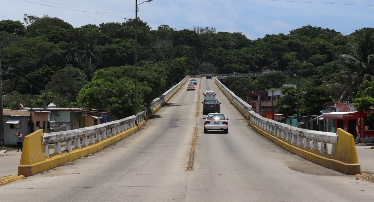 Ayuntamiento informa cierre temporal del puente de la avenida Uno por trabajos de rehabilitación