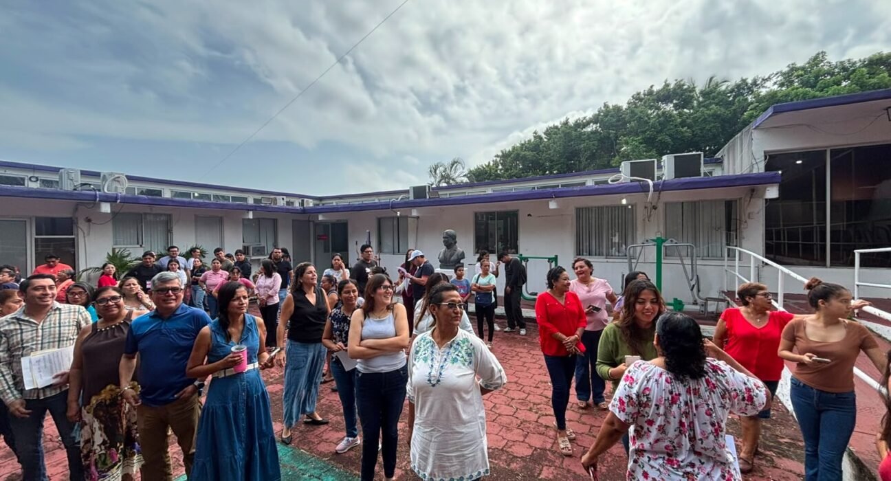 Inspecciona Protección Civil Coatzacoalcos tras sismo de magnitud 7.4; reportan saldo blanco