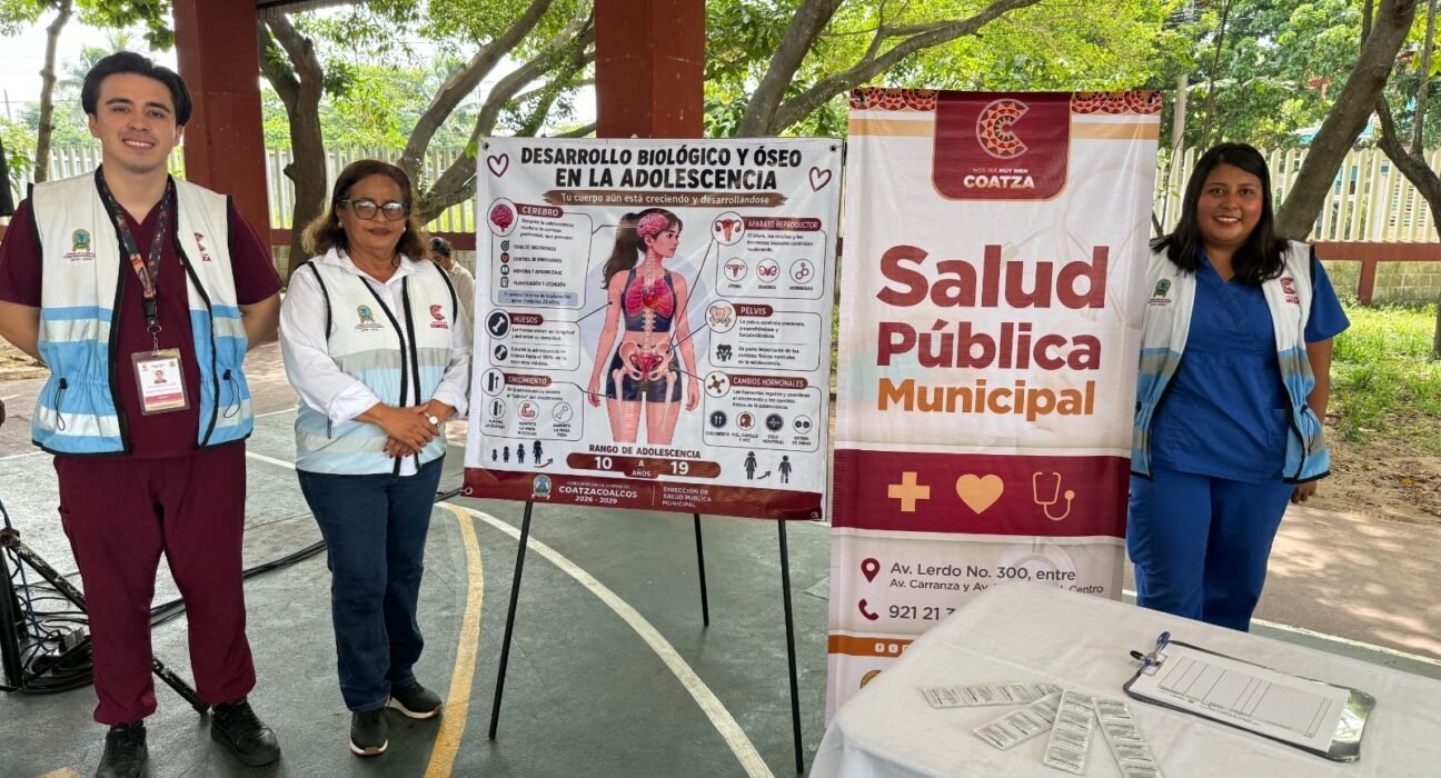 Promueve Ayuntamiento de Coatzacoalcos la prevención del embarazo adolescente con jornada informativa