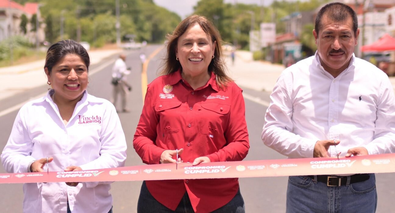 Rocío Nahle entrega 33 kilómetros completamente rehabilitados de la carretera Álamo–Tihuatlán 