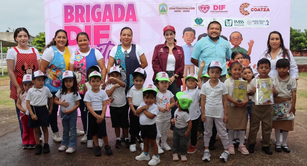 Santa Martha recibió servicios gratuitos con la octava brigada del DIF