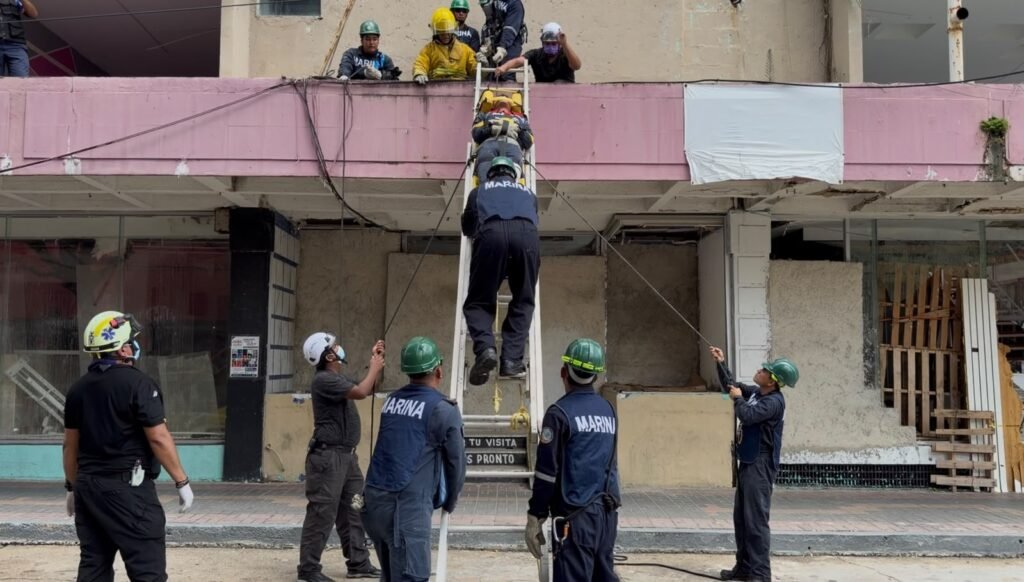 Se prepara Coatzacoalcos ante emergencias con simulacro de sismo 