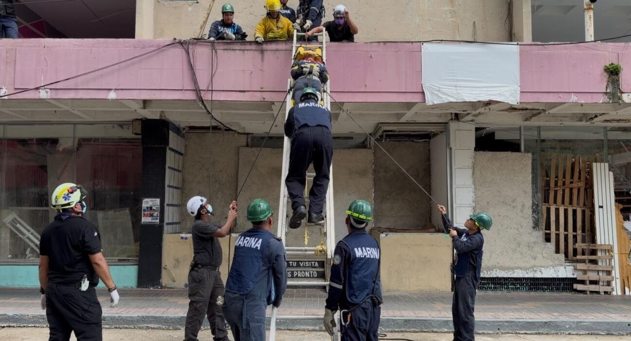 Se prepara Coatzacoalcos ante emergencias con simulacro de sismo 